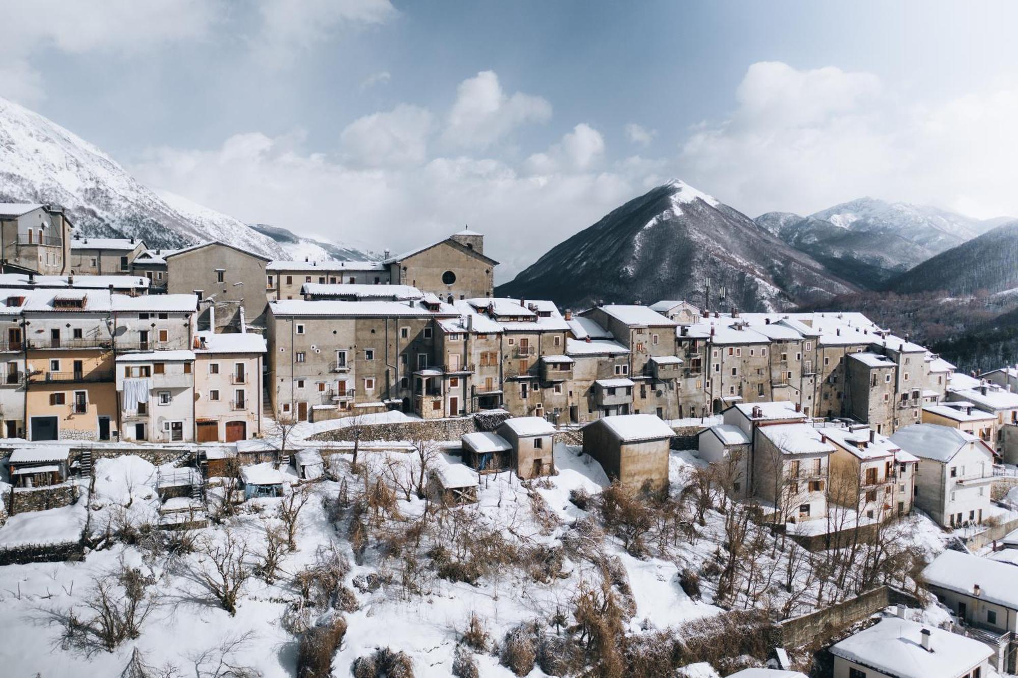 Hotel Degli Olmi Villetta Barrea Exterior foto
